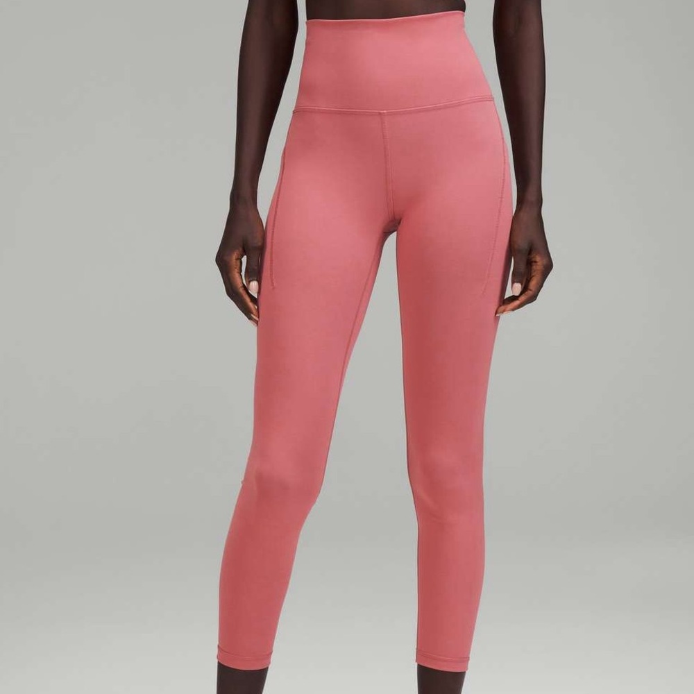Wunder Under Train High Rise Tight with Pockets 25”
